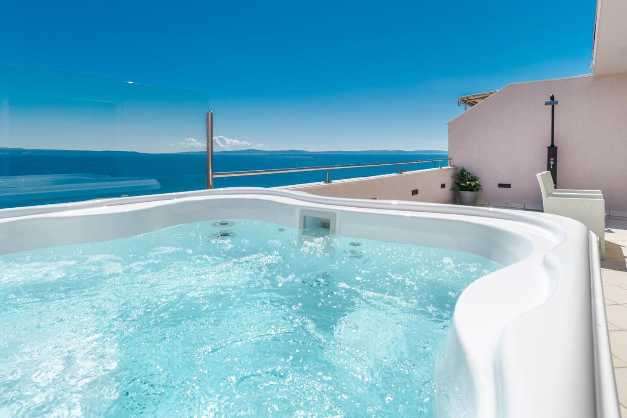 Penthouse apartment with terrace and hot tub - Ivan - Bed and Breakfast Split