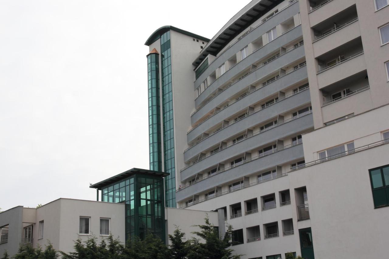 Apartamenty Kolorowe Etna - Bed and Breakfast Kołobrzeg