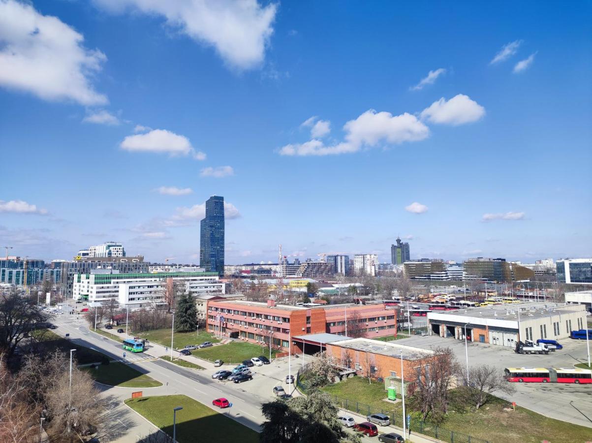 Premium Belvil apartment, free parking - B&B