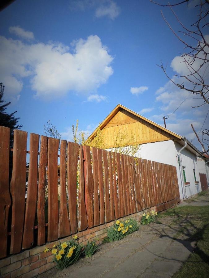 Hetedhét Vendégház - B&B Mórahalom