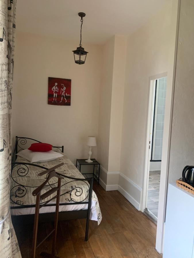 Triple Room with Private Bathroom