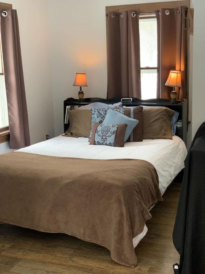 The Pond Cottage at Rustic River - Ferienwohnung Austinburg