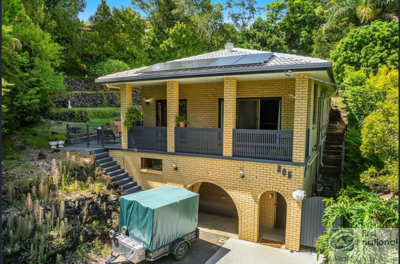Ballina Road Hillside House - Bed and Breakfast Goonellabah