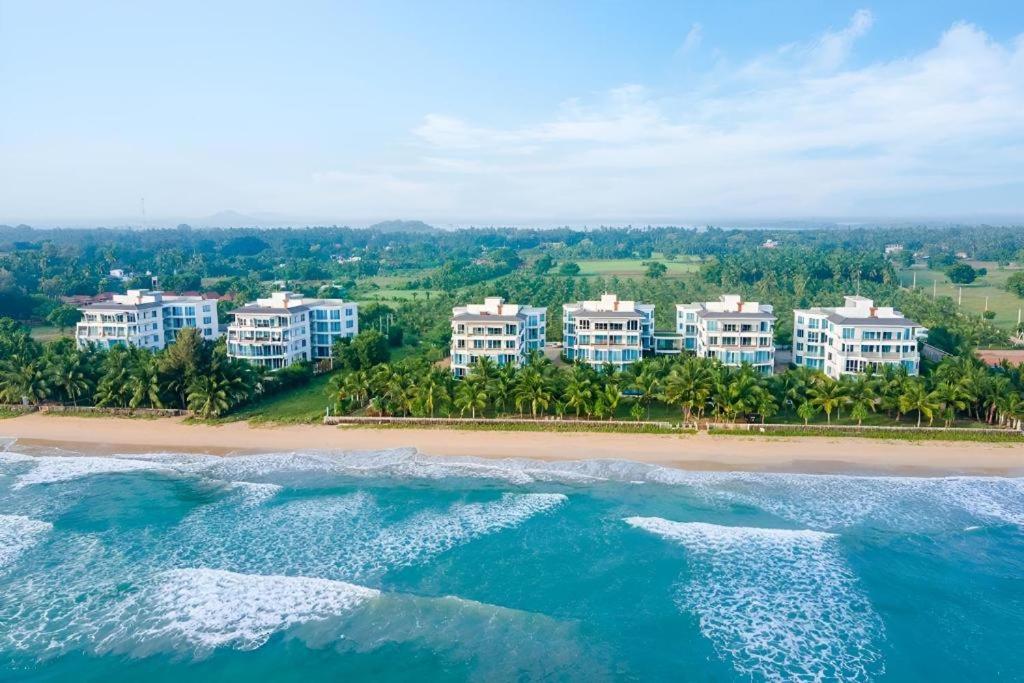 Beach Front Trinco - B&B