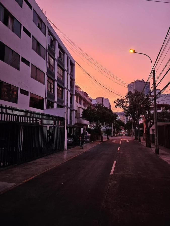 Malecon Miraflores central petfriendly 2bed 2bath - B&B