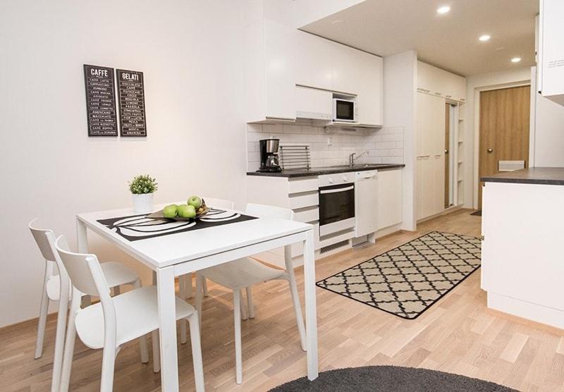 Kotimaailma Modern city studio in Vaasa city center, Musikaali - B&B Vaasa