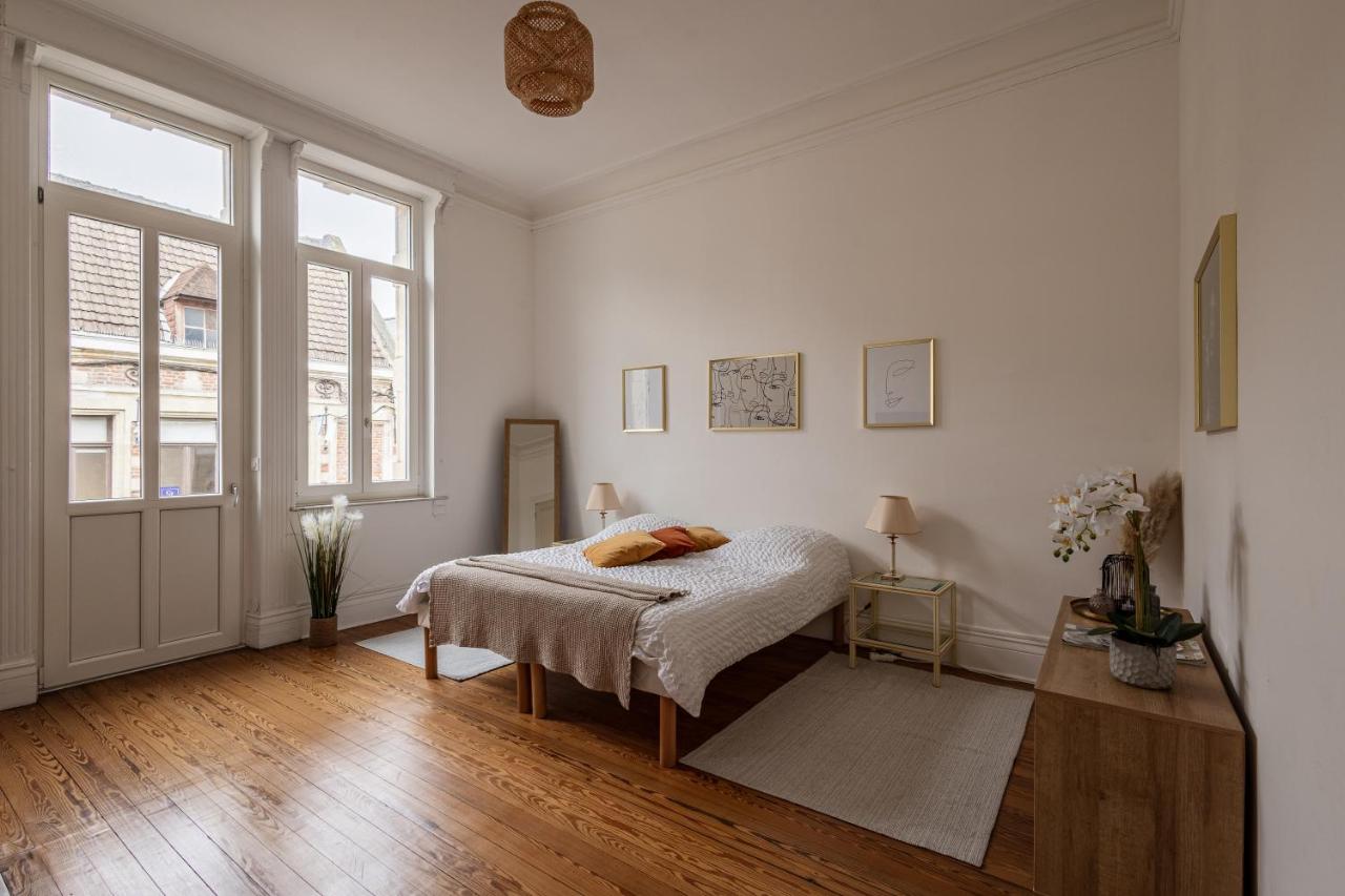 Apartment mit Balkon