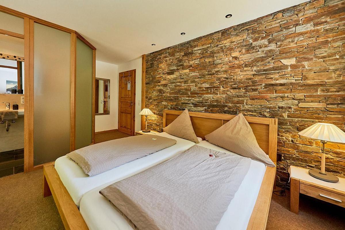 Double Room with Mountain View