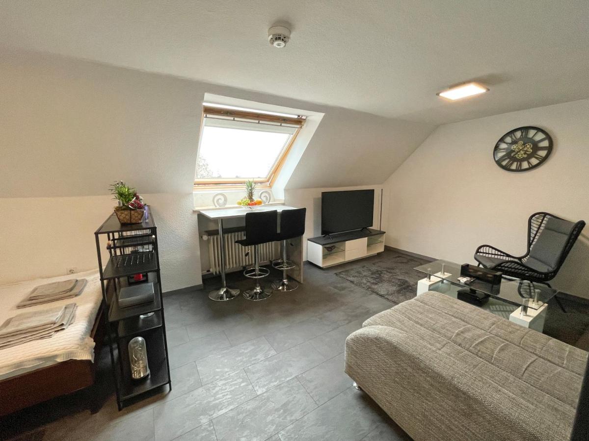 Gemütliches Apartment Ortskern Meerbusch Osterath nähe Messe - Bed and Breakfast
