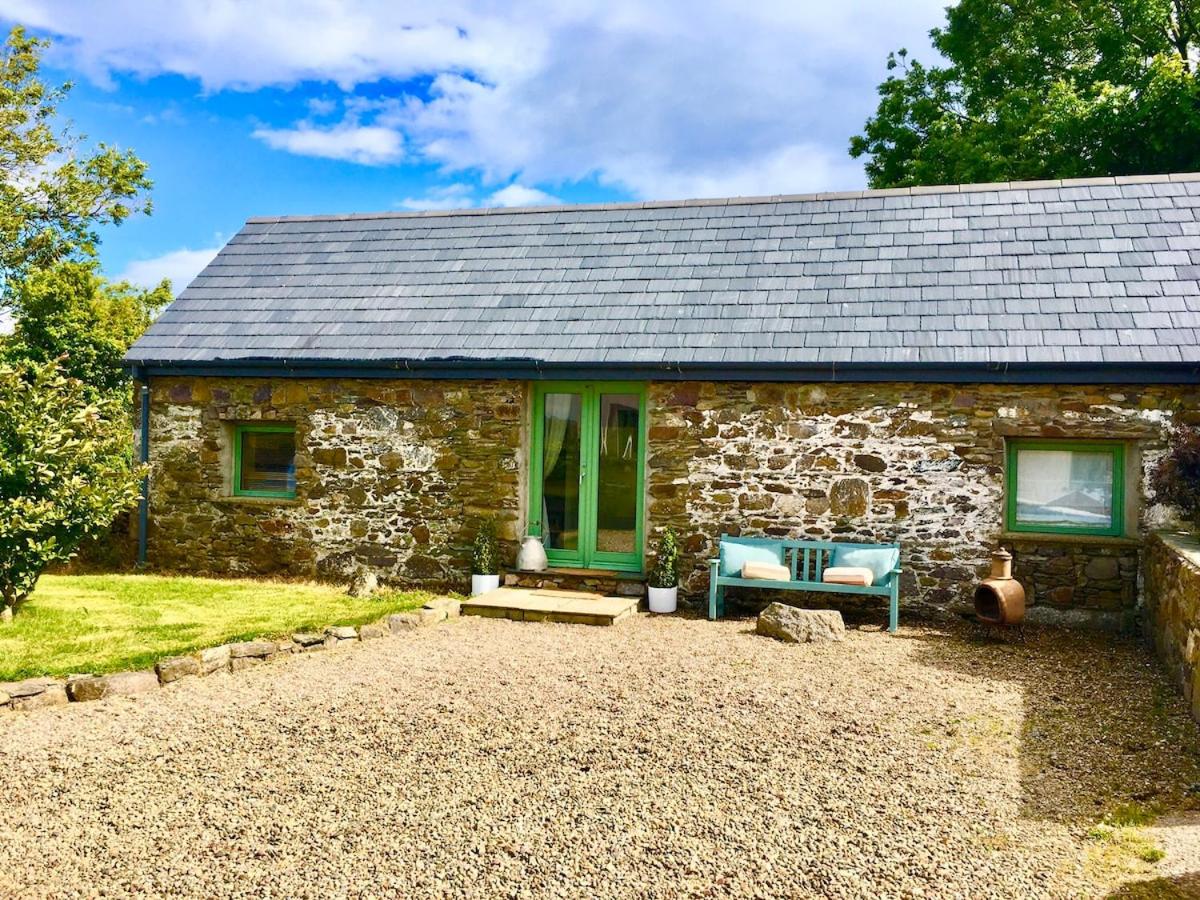 The Cowshed Cottage on The Greenway - B&B