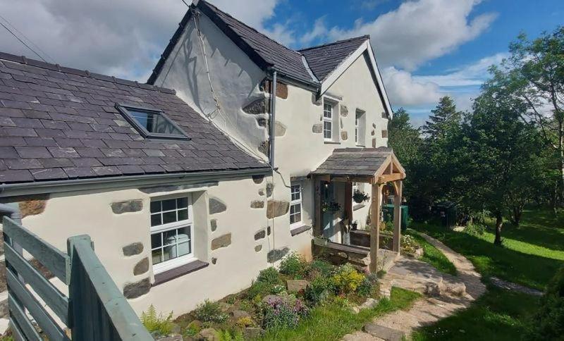 Stunning Snowdon views, acre of garden - B&B
