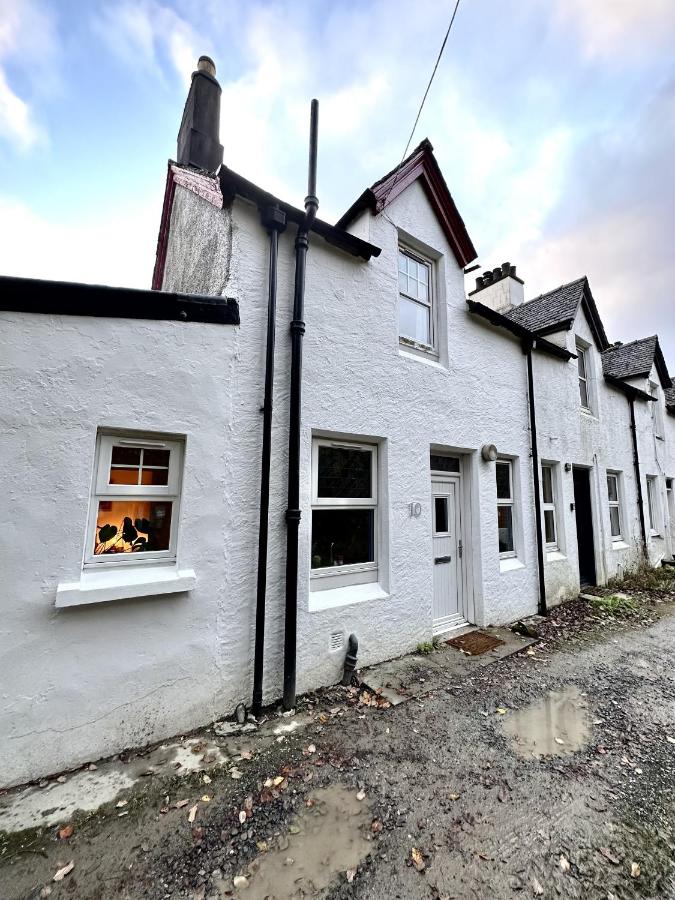 Cosy Cottage with Woodburner by Crinan Canal Pets Welcome - B&B