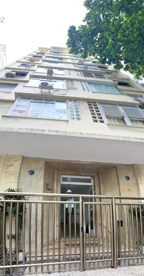 Apê Quase Pe Na Areia! Quarto e Sala ESTILOSO e PRIVATIVO, a 1 min da Praia de Copacabana - Bed and Breakfast Rio de Janeiro