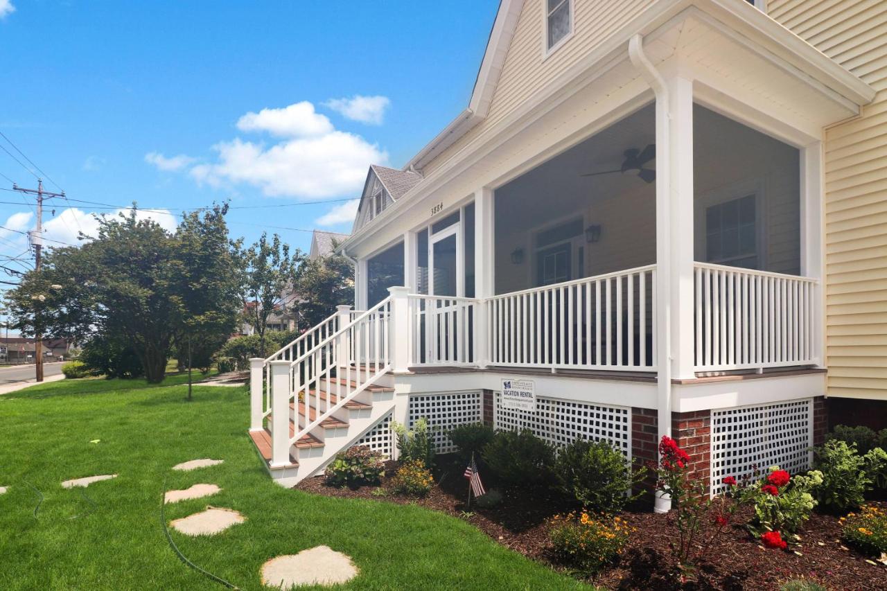 Hill House - Pet friendly, In town with water views! - B&B Chincoteague