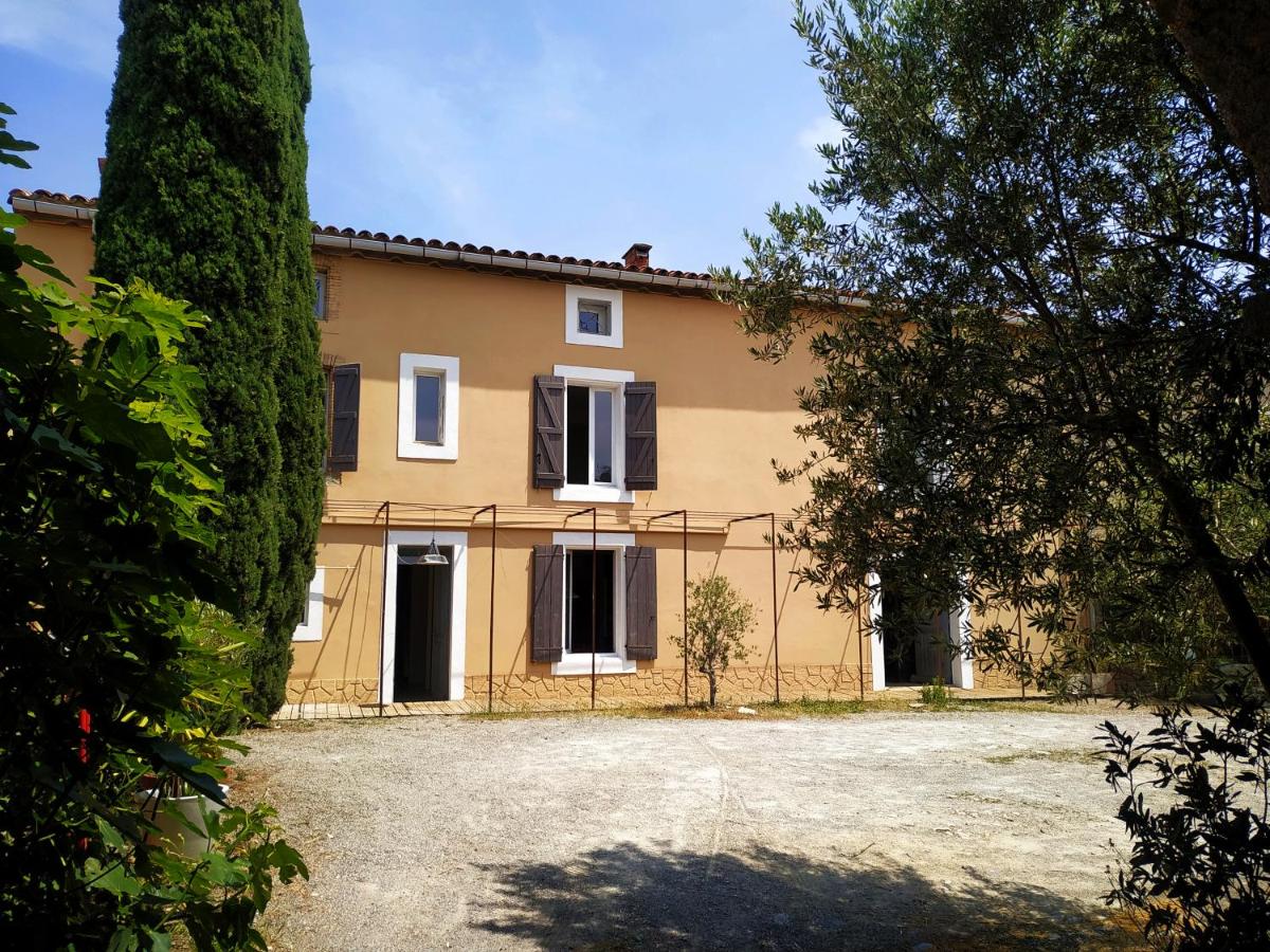 Les Grands Cyprès - chambres d'hôtes - Bed and Breakfast