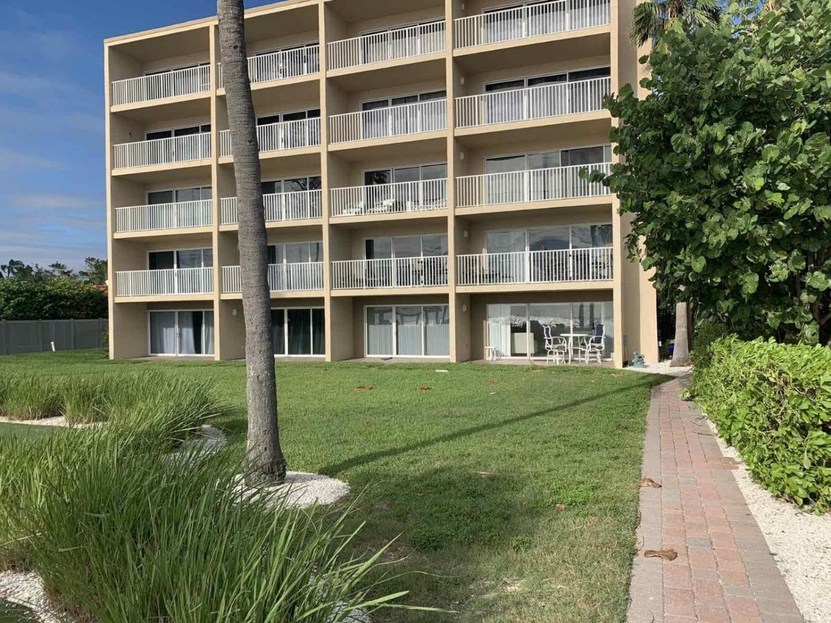 Sunset and Beach view apartment 402 - Bed and Breakfast