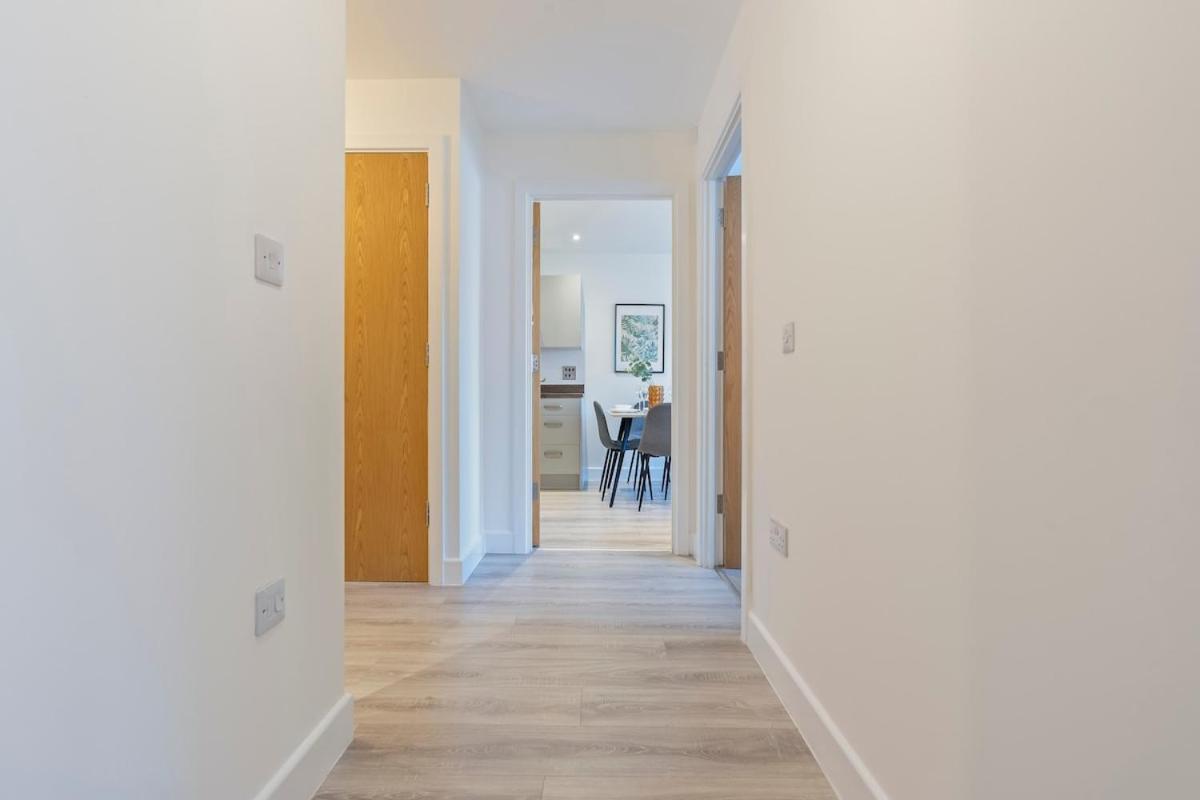 #27 The Silkworks Cov 2 Bed Apt - Sleeps 6 - Near Coventry Canal Basin - Perfect for Contractors and Families - Free Parking" - B&B Longford