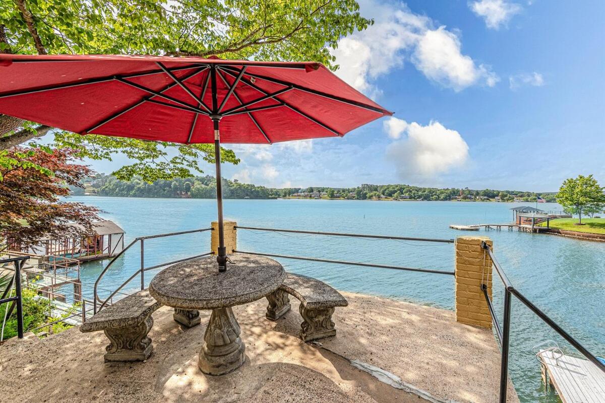 Lake Hickory Trio 1 BR Pink Unit - B&B