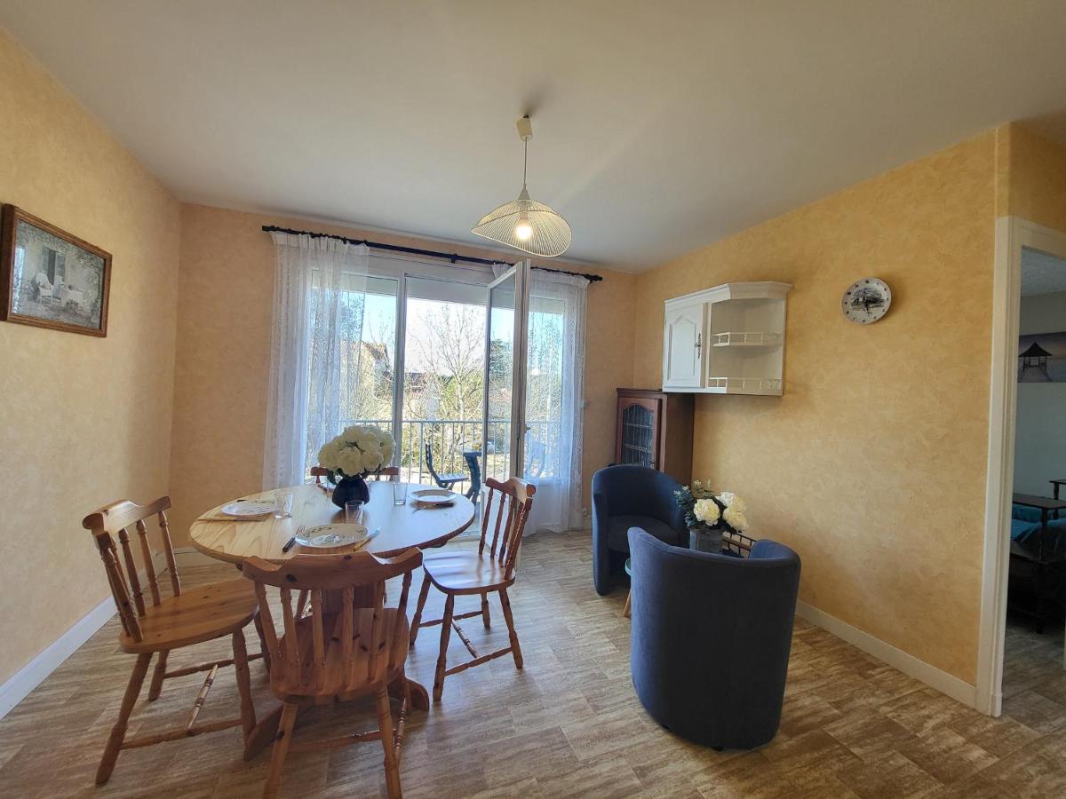 Appartement rustique proche plage et base nautique, stationnement inclus - FR-1-364-79 - B&B