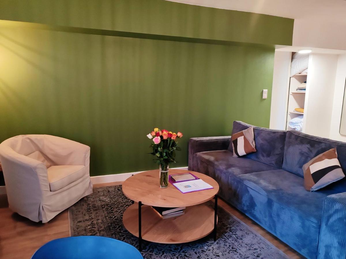 One-Bedroom Apartment with City View