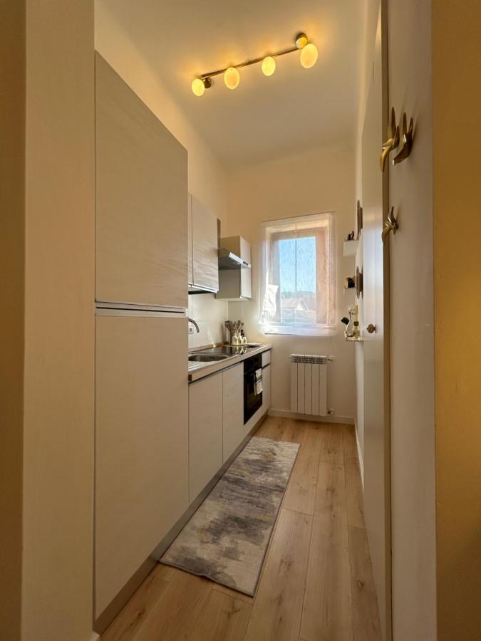 One-Bedroom Apartment with Balcony