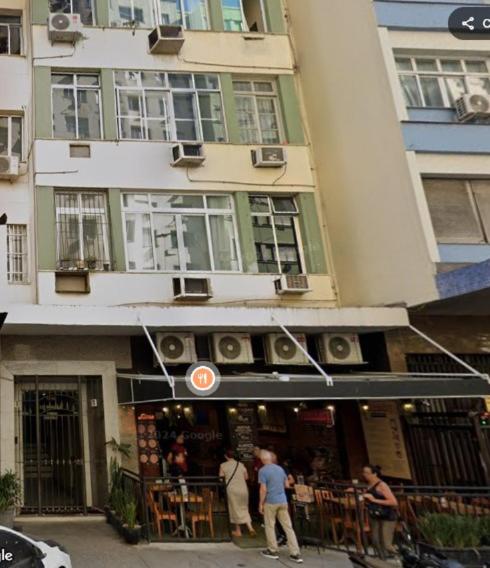 EXCELENTE AP QUARTO E SALA aceito 5 PESSOAS POSTO 6 COPA AO LADO DA DELEGACIA 13 DP - Chambres d’hôtes Rio de Janeiro