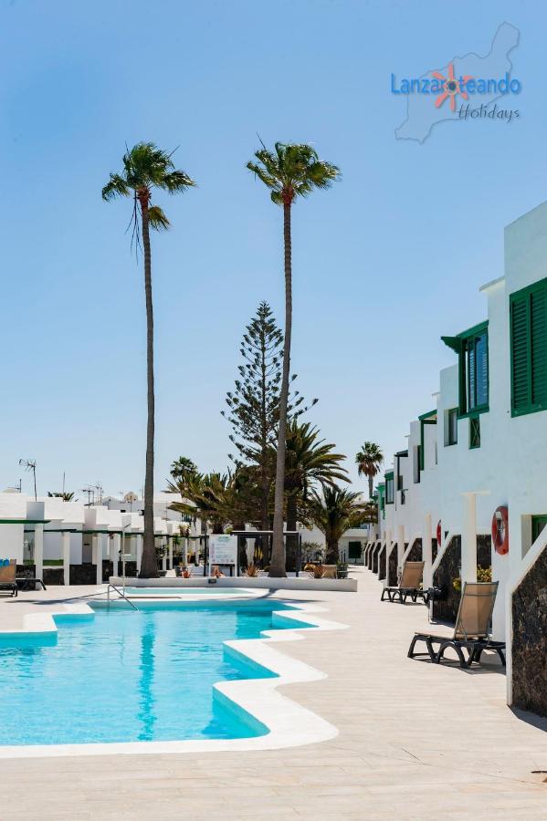 Estrella del Mar VV ground floor apt wifi IPTV AIRCON San Fermin - Bed and Breakfast Puerto del Carmen