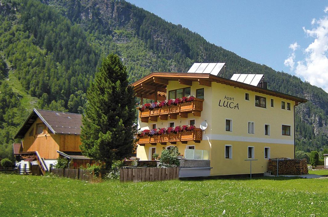 B&B Längenfeld - Apart Luca - Bed and Breakfast Längenfeld