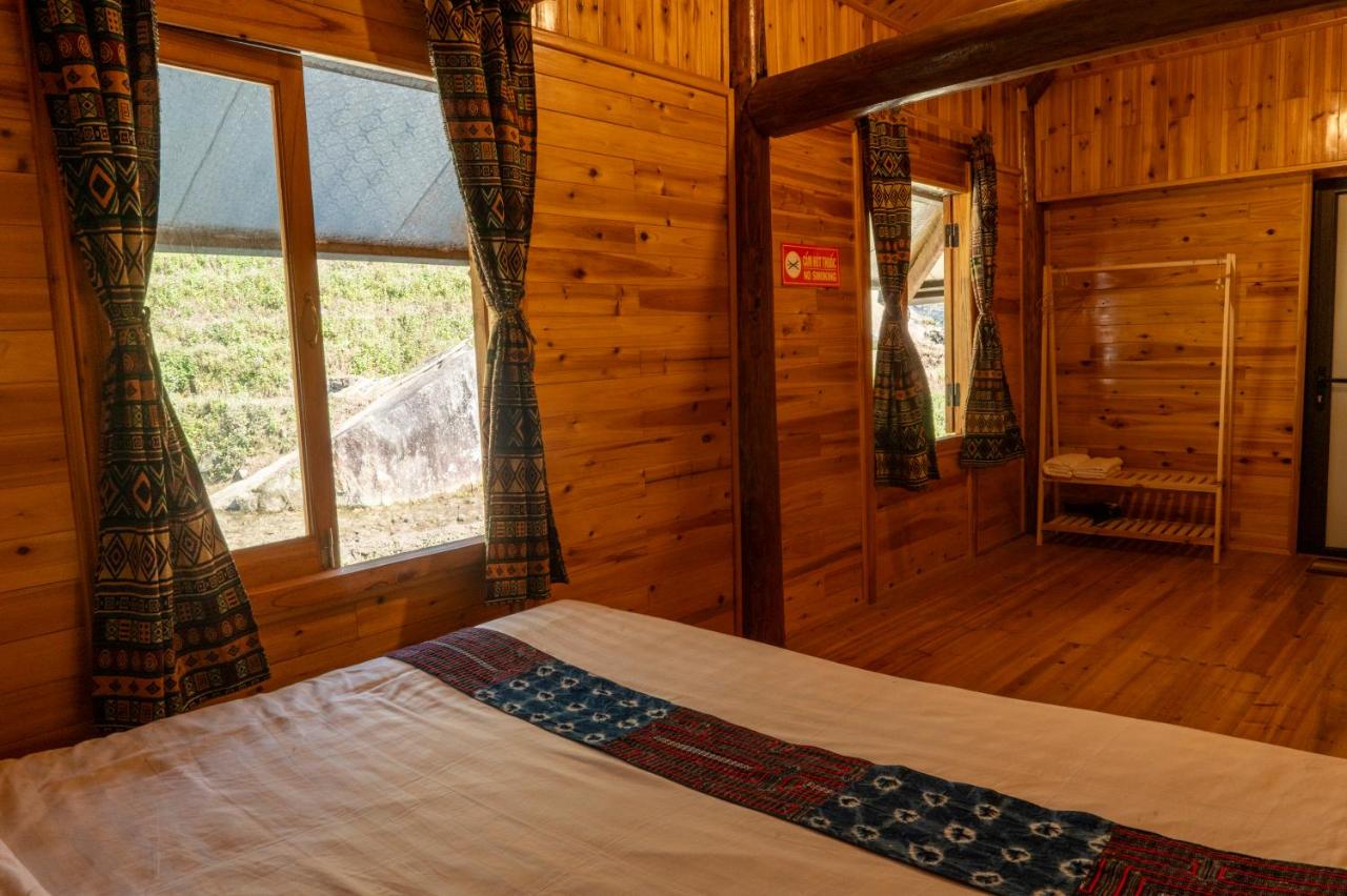 Kamer met Kingsize Bed en Uitzicht op de Tuin