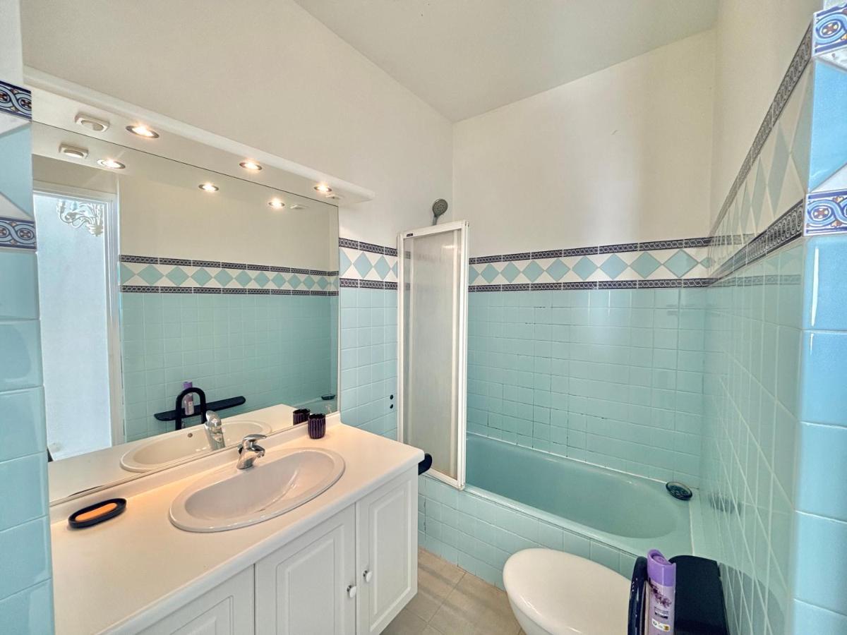 Studio Apartment with Sea View
