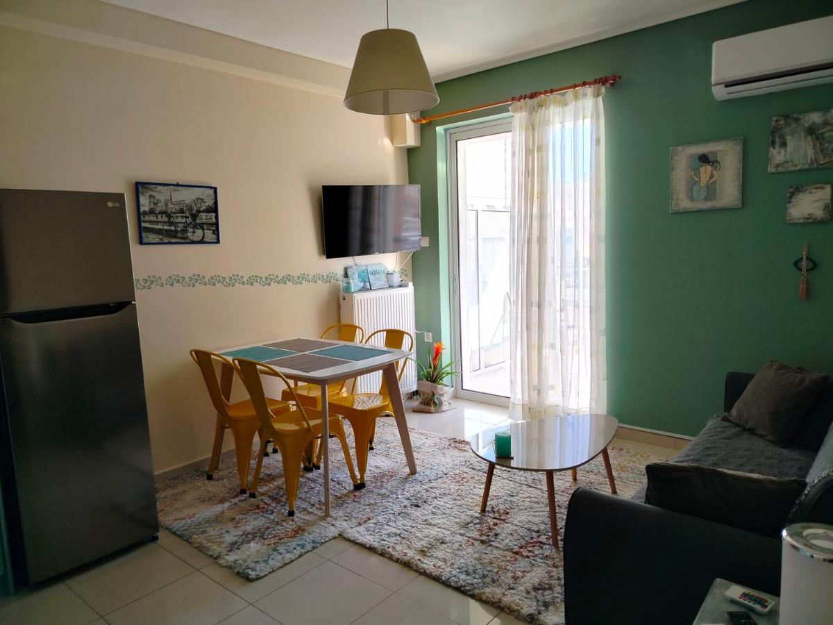 Sunny Nest - Ferienwohnung Lakedaimon