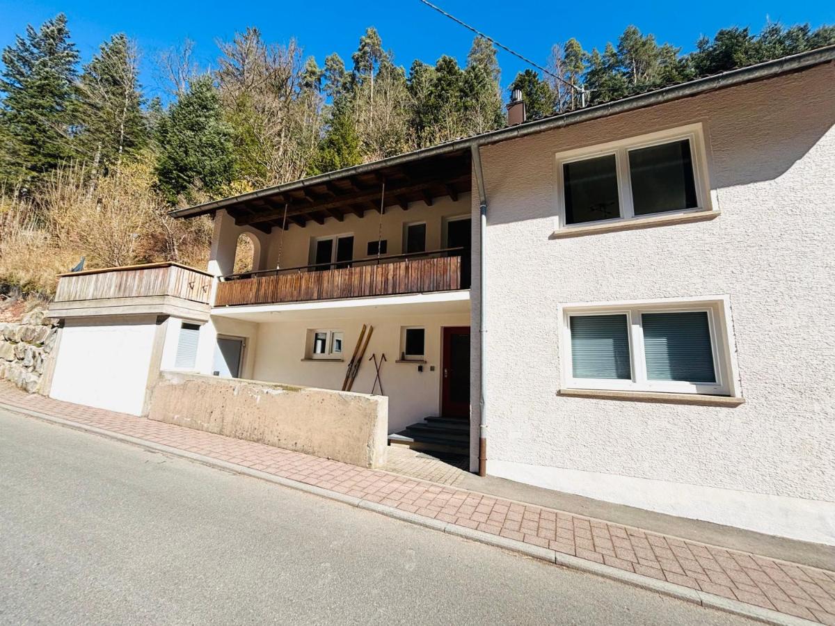 Haus Steiner - Ruhige, top bewertete Ferienwohnung in Lauterbach - Schwarzwald - Chambres d'hôtes Lauterbach/Schwarzwald