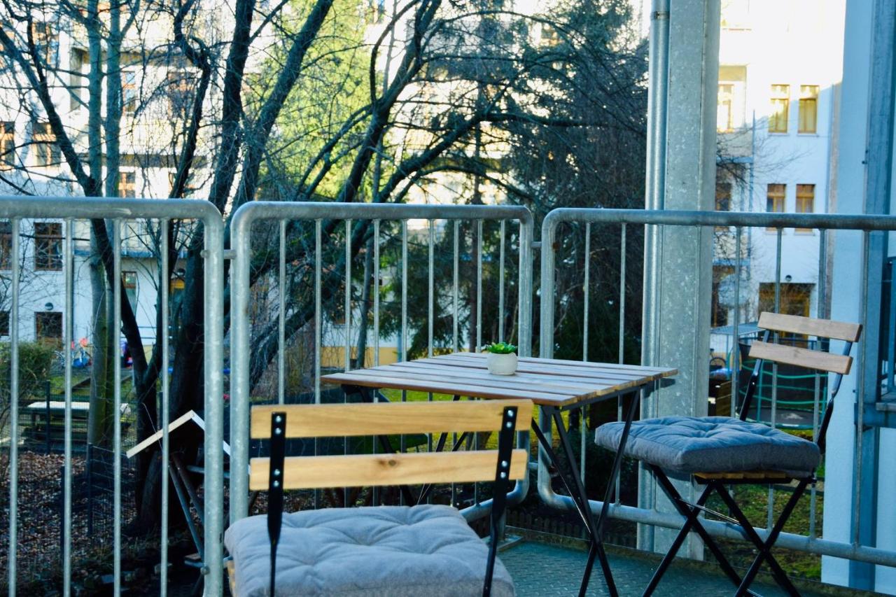 ASYA HOME Zentral, Balkon, Netflix, Gratis Kaffee und Tee - Chambres d’hôtes