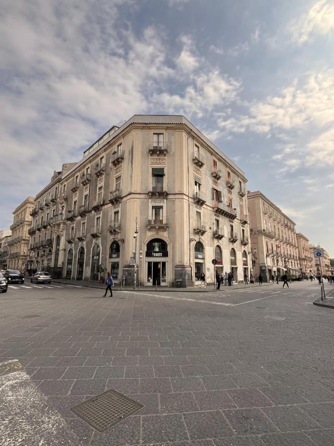Palace Apartments Central Catania - Ferienwohnung