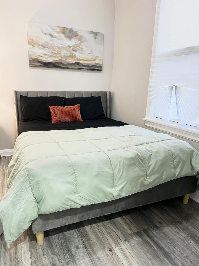 Cozy Apartment 10 mins to Midway Airport & Downtown - Chambres d’hôtes
