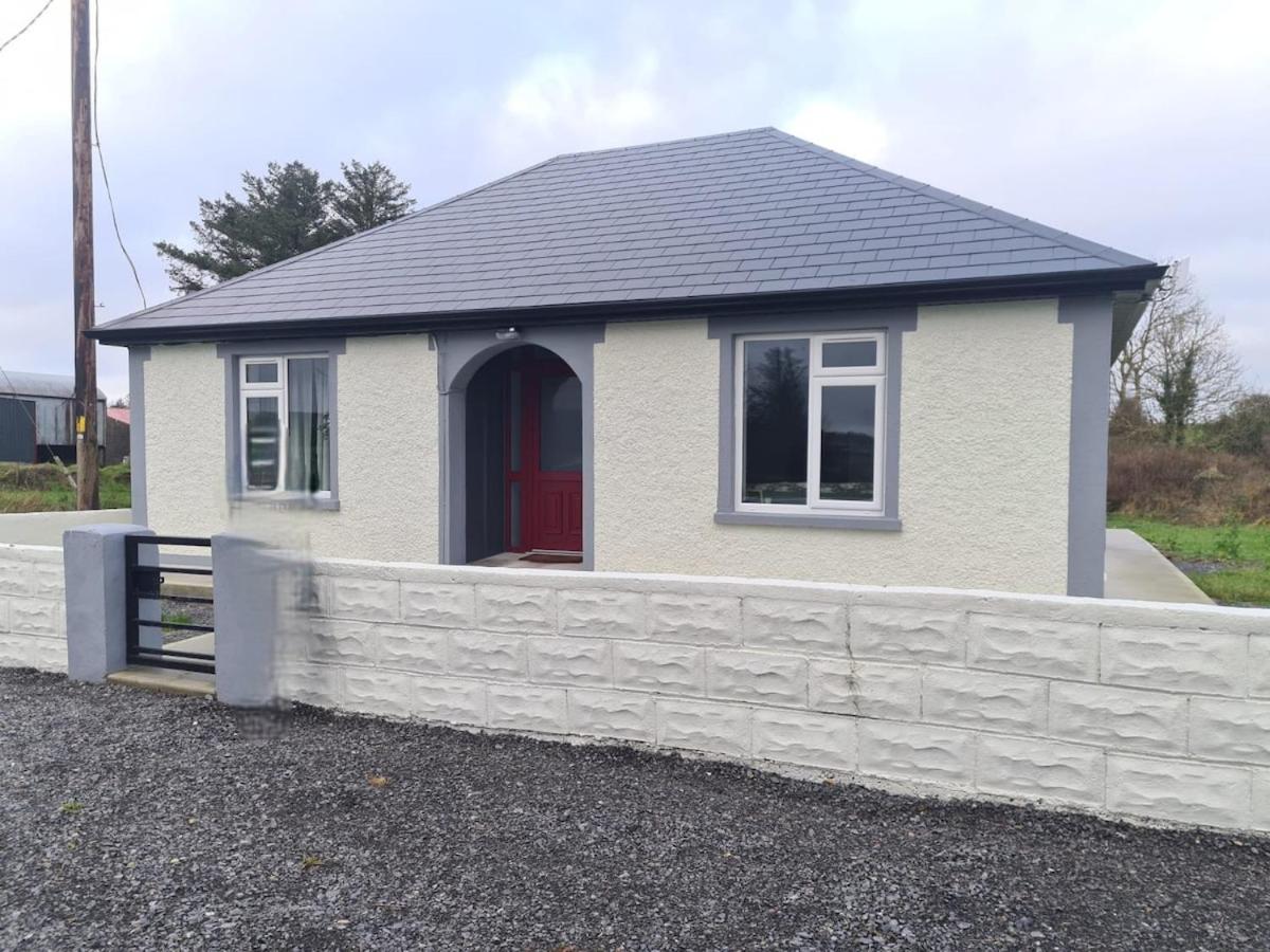 Charming Rural Cottage - Bed and Breakfast Ballaghaderreen