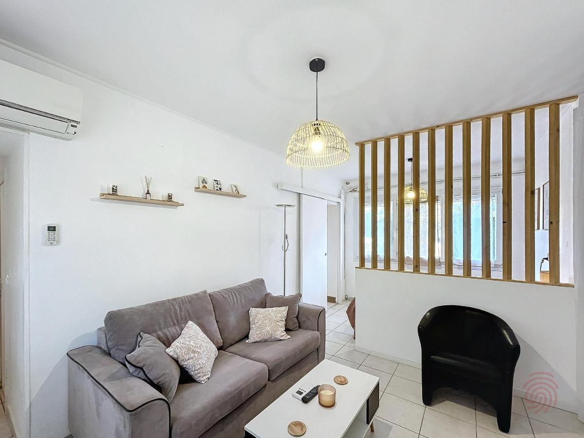 Appartement F1 avec Terrasse et Clim, à 650m des Thermes - Lamalou-les-Bains - FR-1-451-191 - B&B