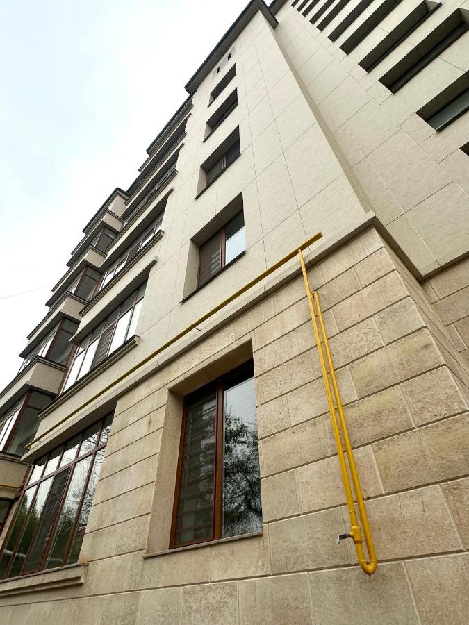 Apartamento de 1 dormitorio con balcón