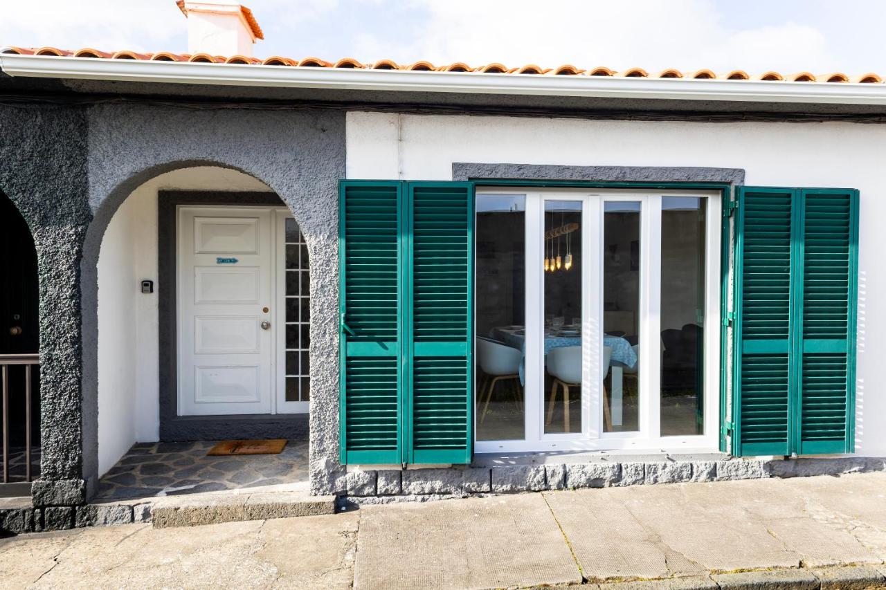 Casa dos Santos - Bed and Breakfast Ponta Delgada