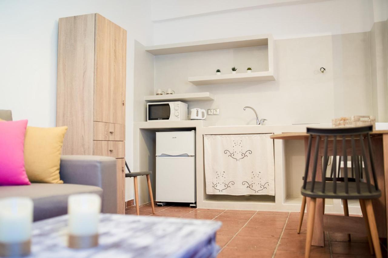 OFIOYSA KaGa kythnosuites - B&B Mérichas