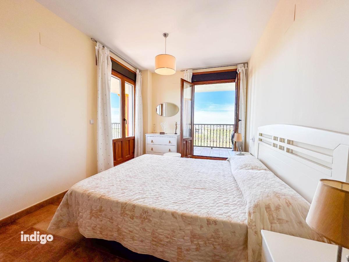 Apartamento con vistas y balcón