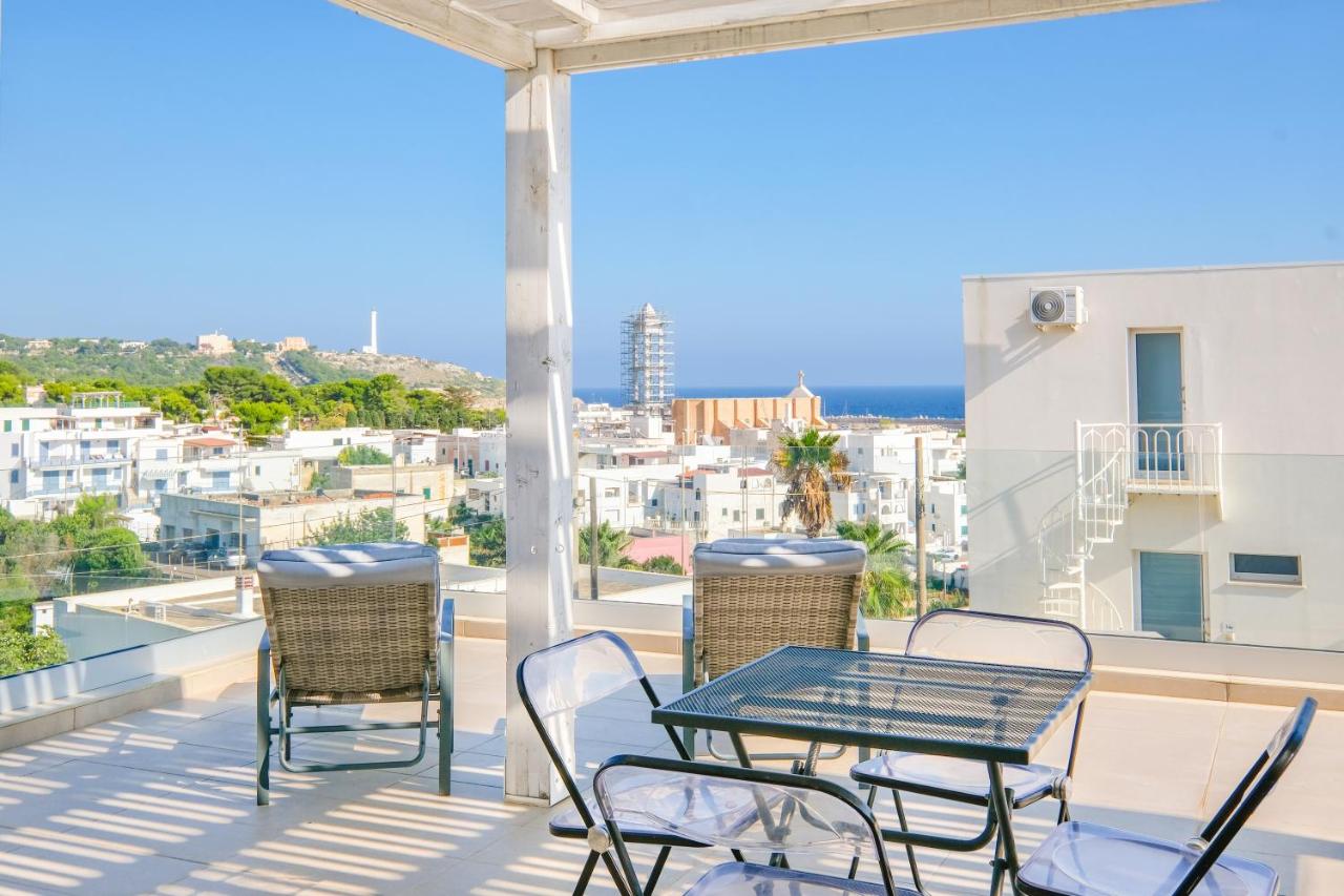 Appartamento con 2 Camere da Letto, Vasca Idromassaggio e Vista Mare
