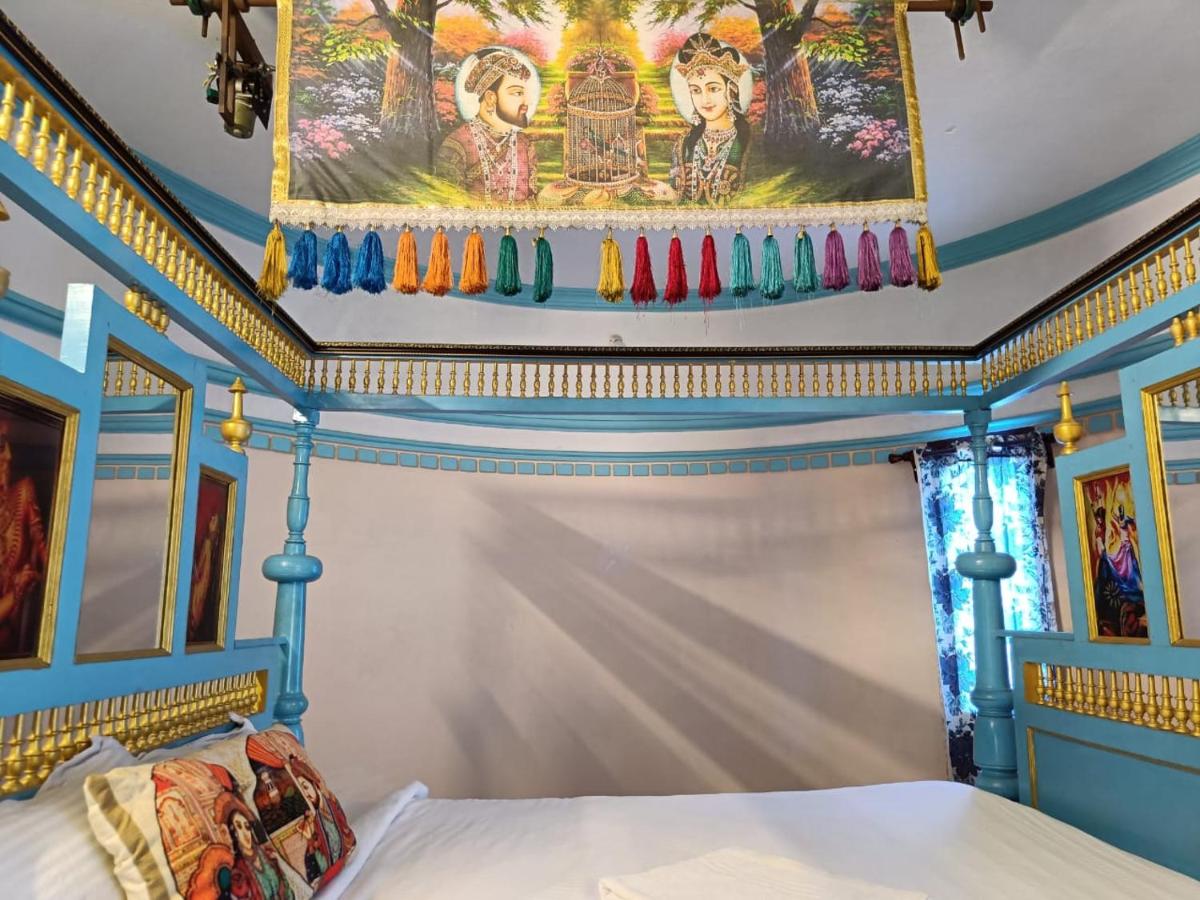 Queen Room with Balcony