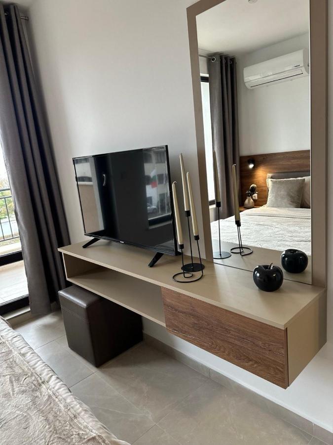Appartamento con 1 Camera da Letto, Vista Mare e Balcone