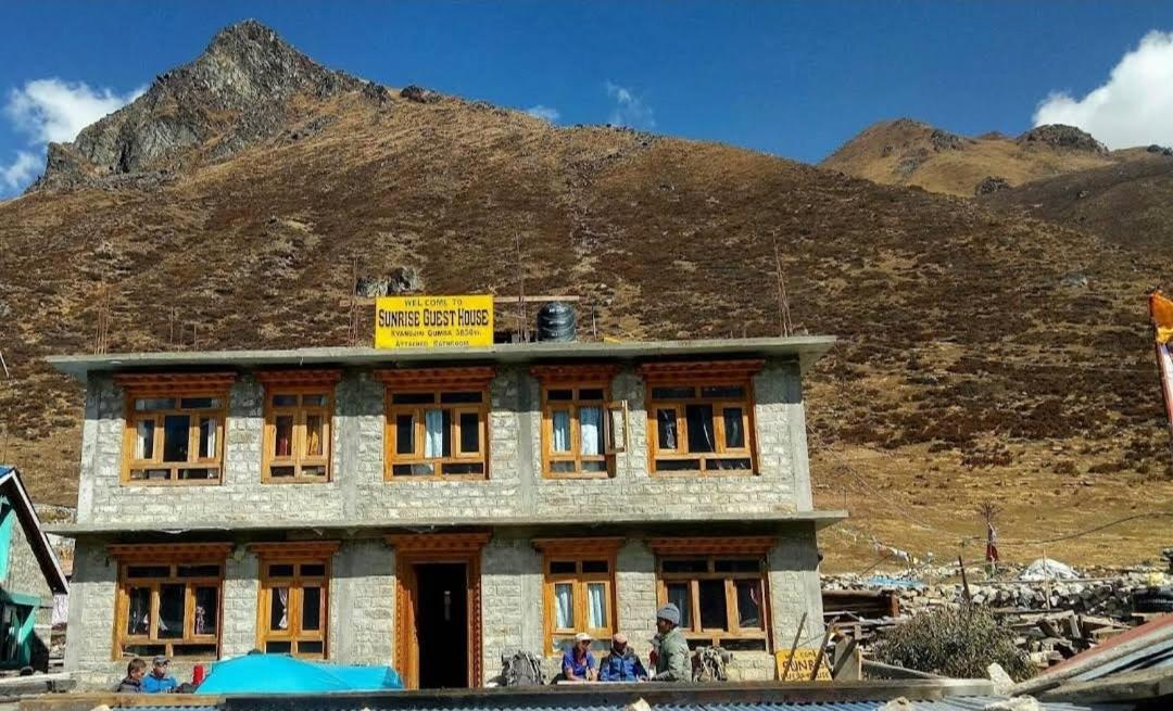 Sunrise Guest House - B&B Langtang