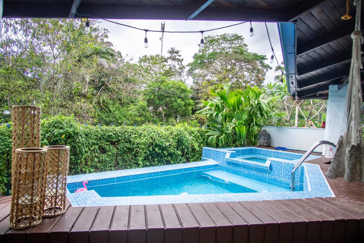 Kika Zaru Manuel Antonio's most friendly B&B - B&B