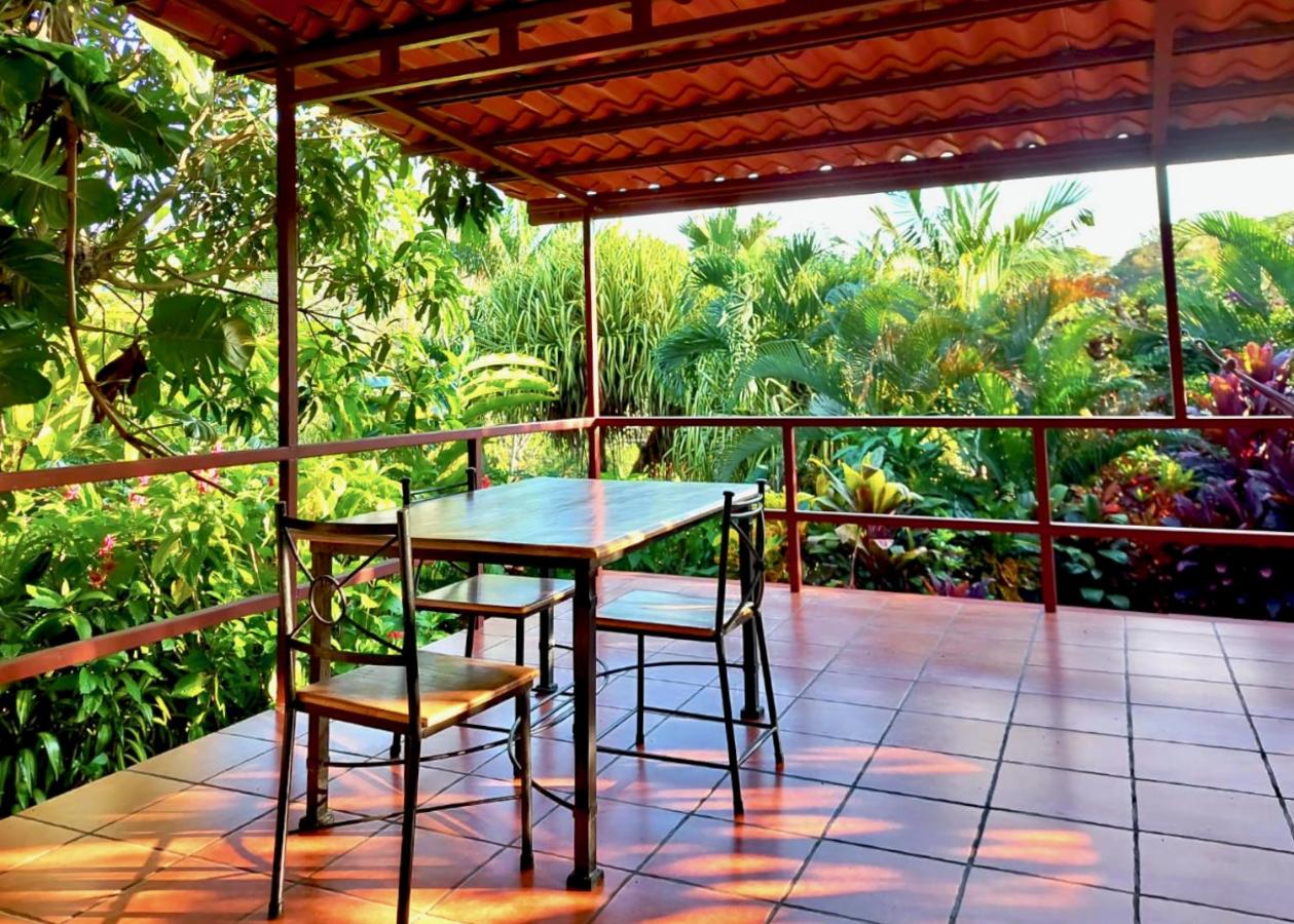 Apartment mit Balkon
