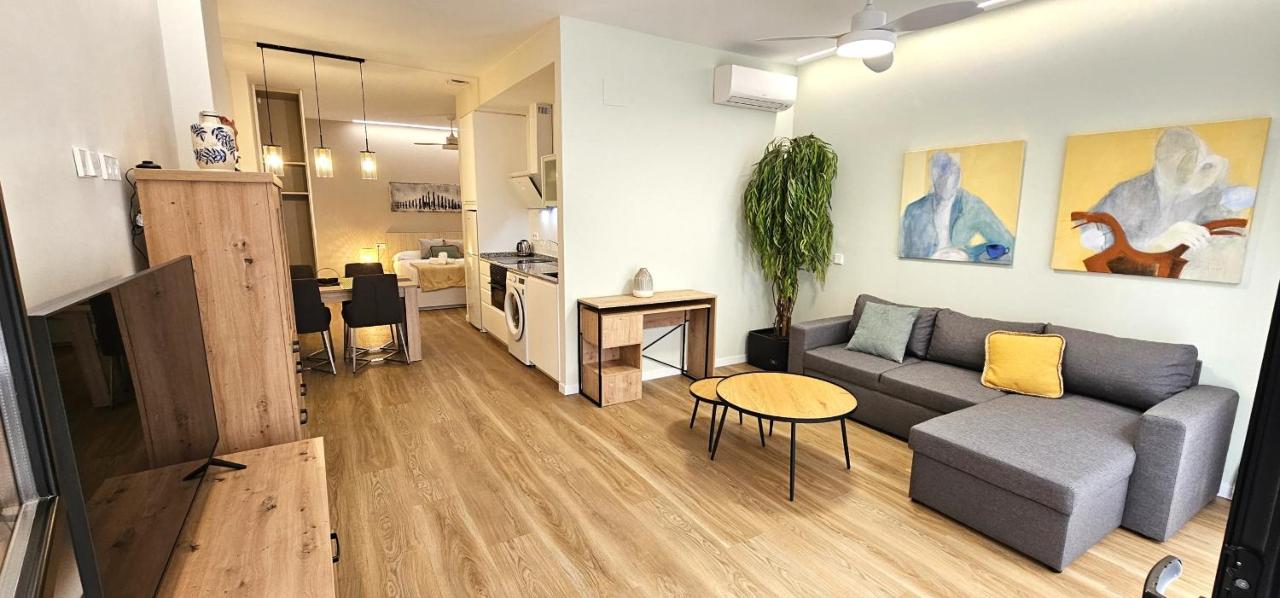 Vacansis Valencia Loft Bajo Torrefiel - Ferienwohnung Valencia