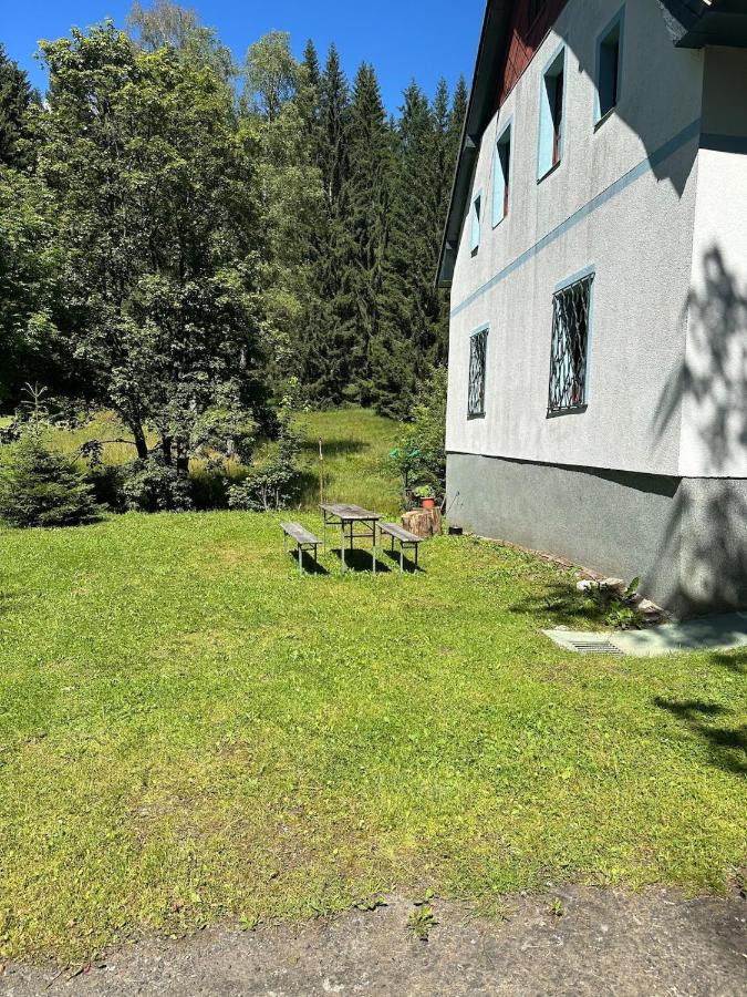 Chata Zlatý Kopec - Ferienwohnung Bozi Dar
