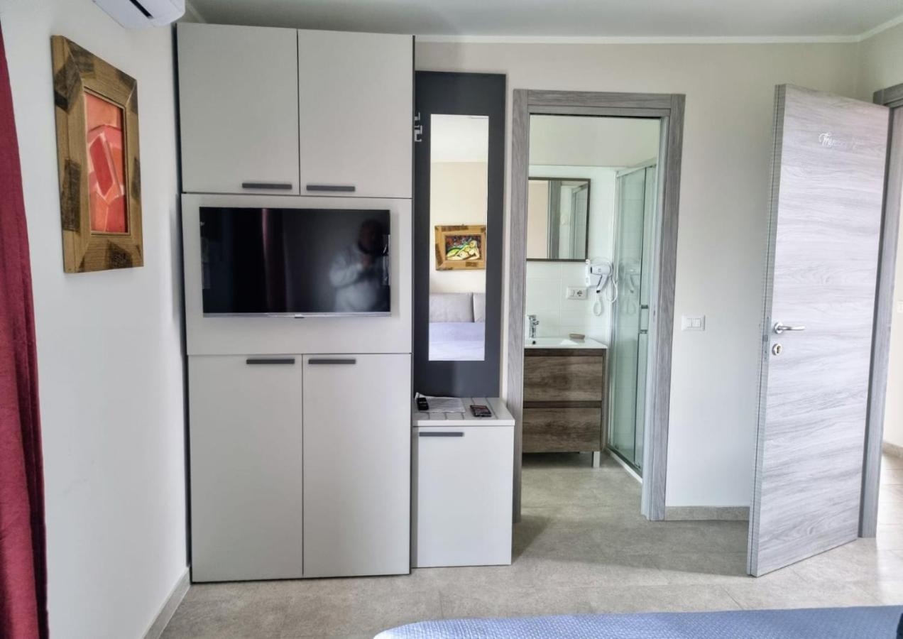 Comfort Triple Room with Shower
